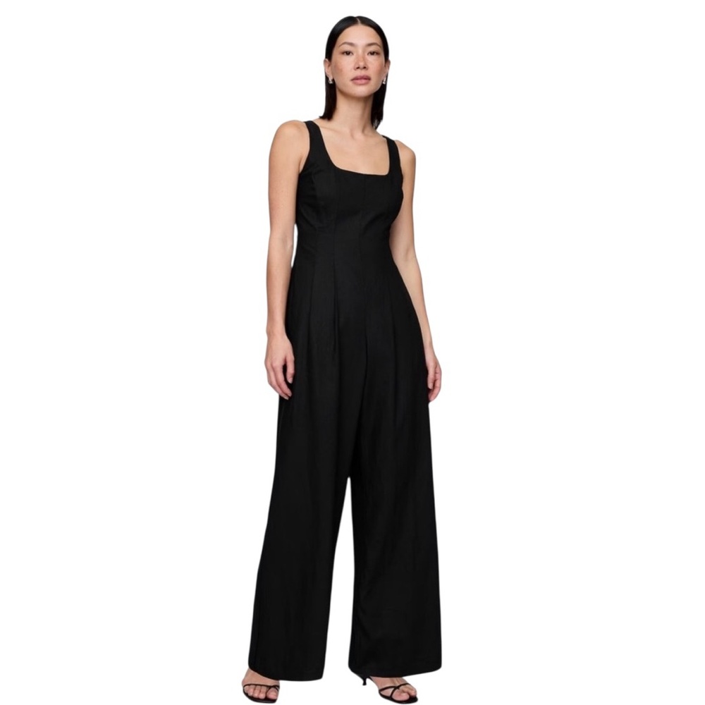 H by Halston Linen Black Wide Leg Jumpsuit with pockets Size 6